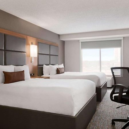 Wingate By Wyndham Cincinnati Blue Ash Exterior foto
